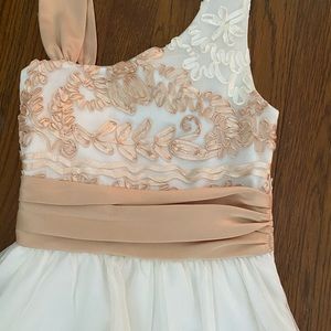 Stunning champagne and ivory junior dress!